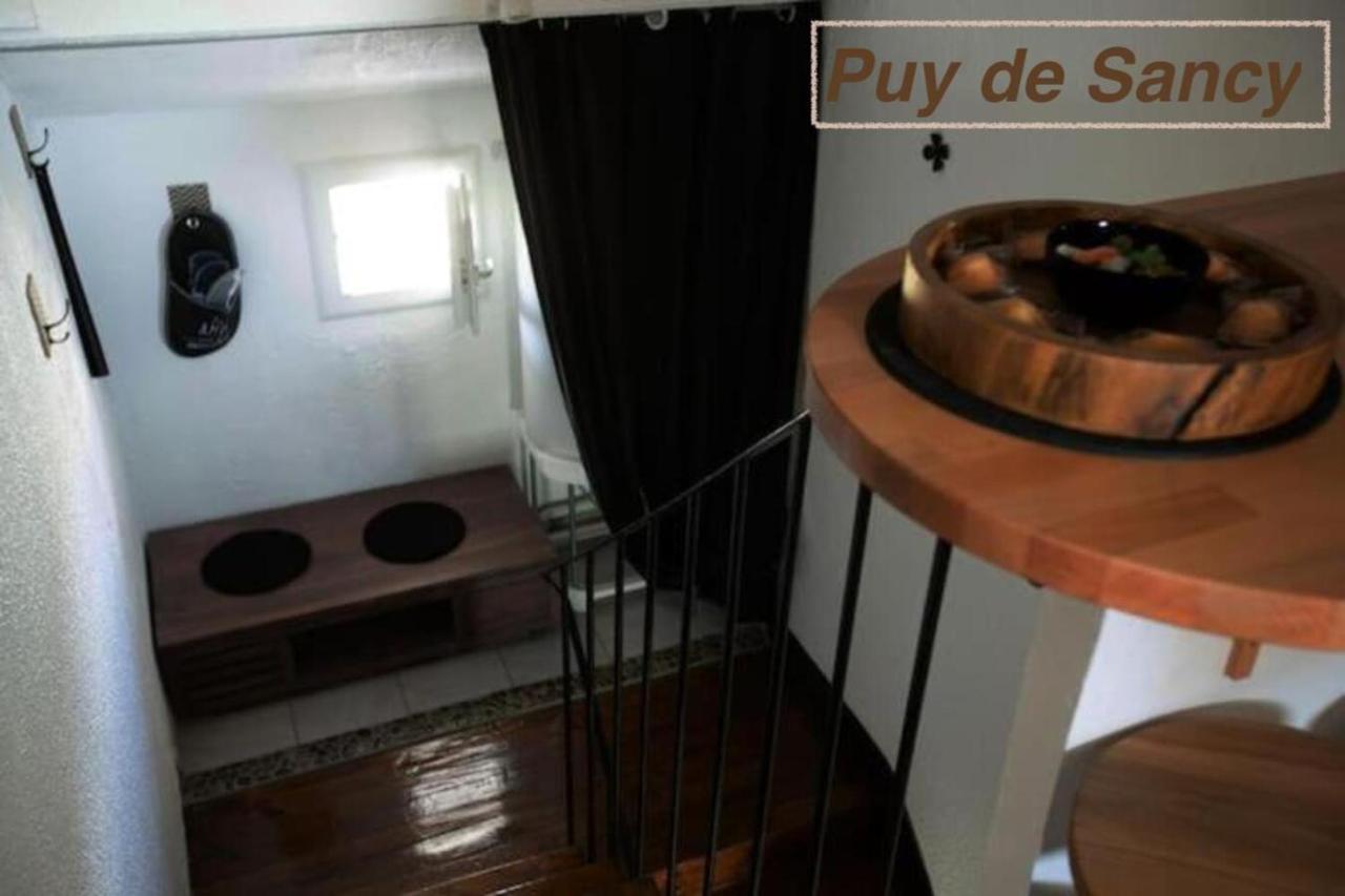 Logements Chaine Des Puys Avec Garages Attenants แคลร์มงต์-แฟร์รองด์ ภายนอก รูปภาพ