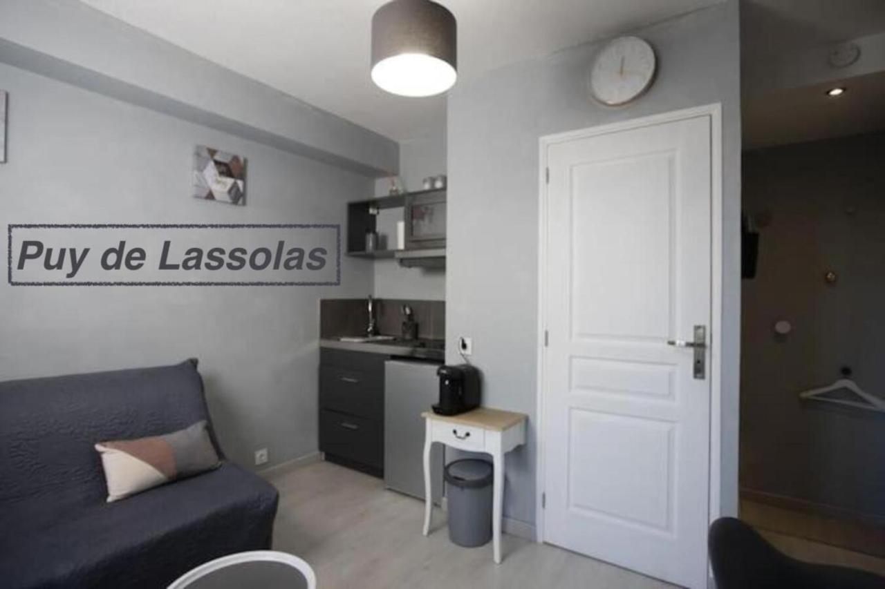 Logements Chaine Des Puys Avec Garages Attenants แคลร์มงต์-แฟร์รองด์ ภายนอก รูปภาพ
